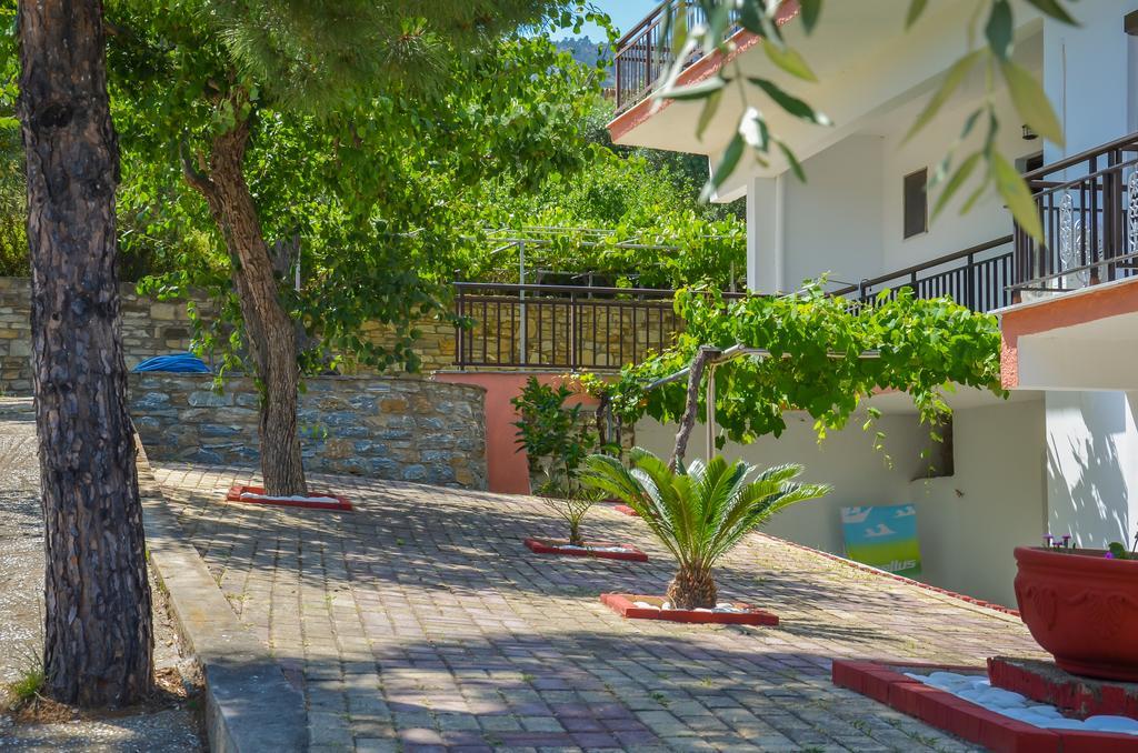 Pension Assos Kinira Exterior foto